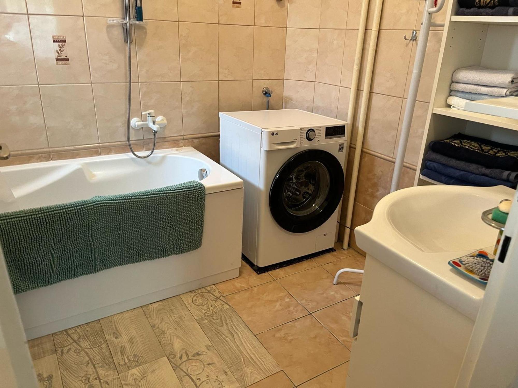 Apartment Antique Charm 2 Bedroom Prag